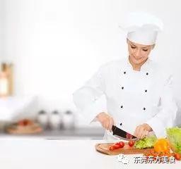 老板带上头条朋友做厨师,共赴厨艺盛宴之旅