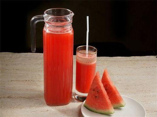 自制吃瓜饮品,自制吃瓜饮品，清爽一夏尽享美味