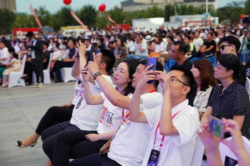 网红壁纸开心,捕捉生活中的美好时光