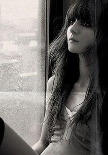 明星伤感图片,明星伤感瞬间，情感共鸣的瞬间定格